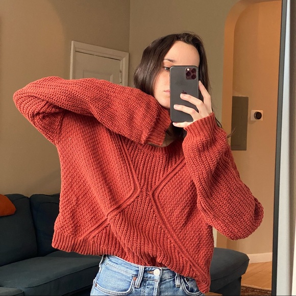 Perfect Slouchy Sweater ❤️‍🔥 - Picture 1 of 2